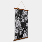 Verborgen in de rozen 3 hangend wandkleed (Gebogen)