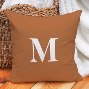 Verbrand Oranje Witte Monogram Eerste Letter Kussen