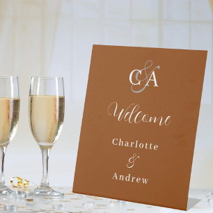 Verbrande sinaasappel monogram modern bruiloft wel reclamebord met voetstuk