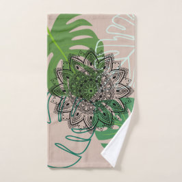 Verdant Embrace: Mandala and Leaf Design Bad Handdoek
