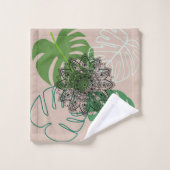 Verdant Embrace: Mandala and Leaf Design Bad Handdoek (Wasdoekje)