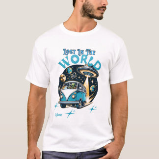 Verdwaal in de wereld met dit prachtig vormgegeven t-shirt