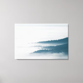 Verdwijnende heuvels in mist canvas afdruk (Voorkant)