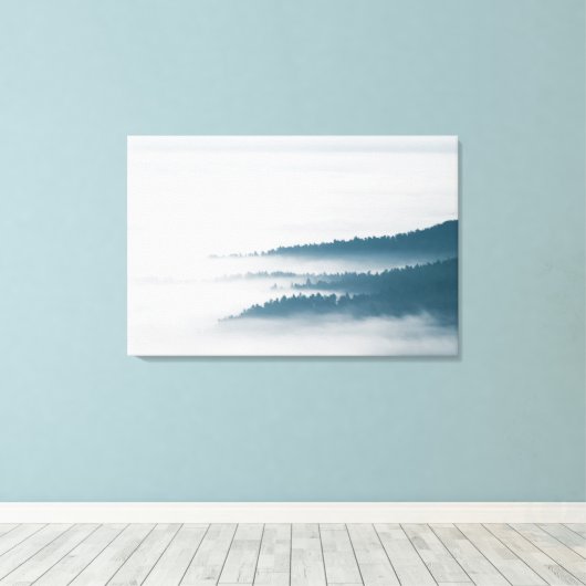 Verdwijnende heuvels in mist canvas afdruk (Insitu (Houten vloer))