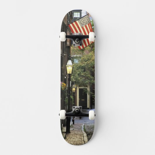 Verenigde Staten, Massachusetts, Boston, Beacon Hi Skateboard (Voorkant)