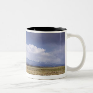 Verenigde Staten, Utah, Vuilwegend landschap Tweekleurige Koffiemok