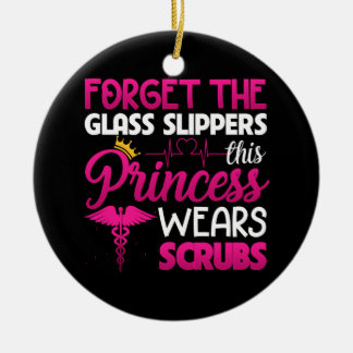 Vergeet de glassenprinses die de struikgewas draag keramisch ornament