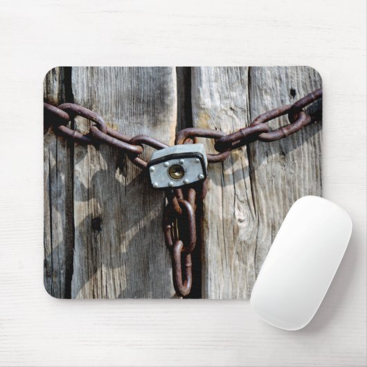 Vergrendelde houten deuren muismat (Met muis)