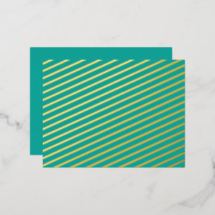 Verhoog uw ontwerp met een groene achtergrond folie feestdagen briefkaart