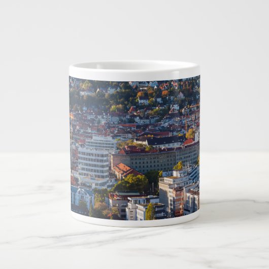 Verhoogd Uitzicht van Stuttgart Extra Grote Beker (Voorkant)