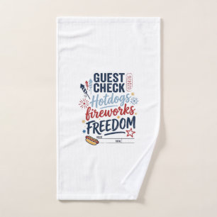 Vérification des invités patriotiques Feux d'artif