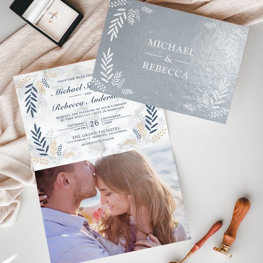 Véritable Foil Dusty Blue Branch Faire-part de mar