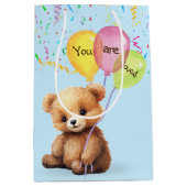 Verjaardag Beer met ballonnen en Confetti Medium Cadeauzakje (Voorkant)