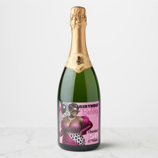 Verjaardag Bubble Etnische Vrouw Roze/Luipaard Pri Sparkling Wijnetiket (Voorkant)