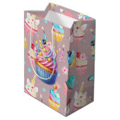 Verjaardag Cupcake Party Medium Cadeauzakje (Achterkant Gekanteld)