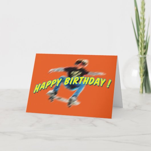 Verjaardag die Kaart 2 met een skateboard rijden (Voorkant)