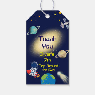 Verjaardag in de ruimte – Astronaut, Raket, Melkwe Cadeaulabel
