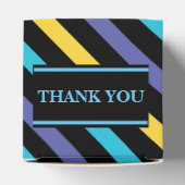 Verjaardag Kleurrijke Gestreepte Monogramnaam Bedankdoosjes (Bovenkant)