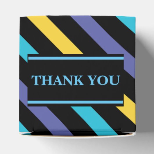 Verjaardag Kleurrijke Gestreepte Monogramnaam Bedankdoosjes (Bovenkant)