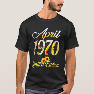 Verjaardag Vrouwen Meisje Zonnebloem April 1970 T-shirt