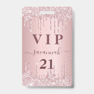 Verjaardags roze glitters drijft vip uitnodiging badge
