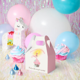 Verjaardagsfeestje van Kleine Miss Roze Cupcake Me Bedankdoosjes