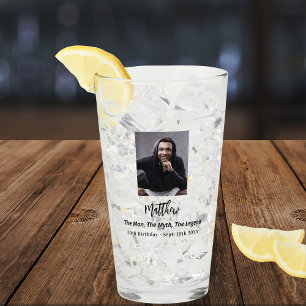 Verjaardagsfoto man mythe legende glas