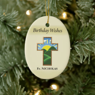 Verjaardagskruispriester gepersonaliseerd keramisch ornament
