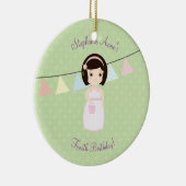 Verjaardagsmeisje aan Gift Table Keramisch Ornament (Rechts)