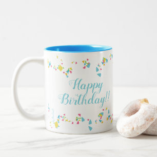 Verjaardagsmok met feestelijke confetti tweekleurige koffiemok
