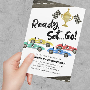 Verjaardagsuitnodiging voor kinderen met raceauto' kaart