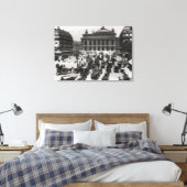 Verkeer voor het Opera House van Parijs Canvas Afdruk (Insitu (Slaapkamer))