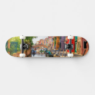 Verken de levendige charme van Burano Skateboard