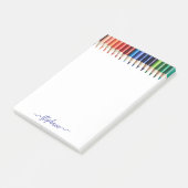 Verkleurde pennen met naam post-it® notes (Schuin)