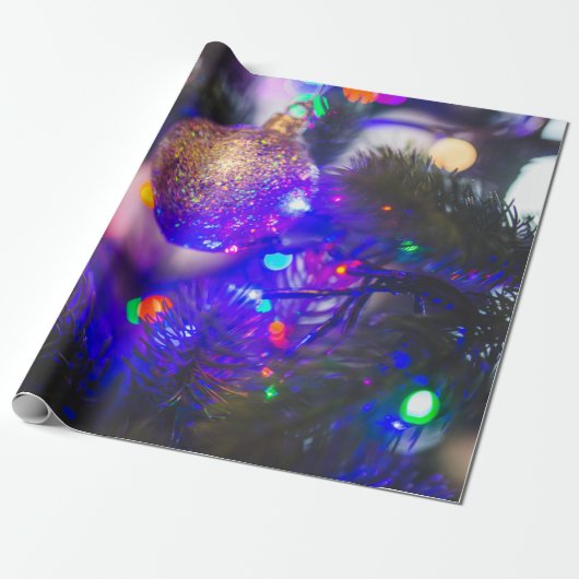 Verkleuring van het kerstboomlicht cadeaupapier (Uitgerold)