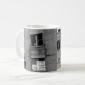 Verlaten appartement te huur koffiemok (Voorkant links)