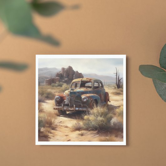 Verlaten auto in de woestijn