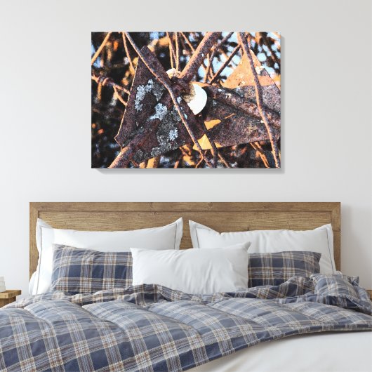 Verlaten omheining canvas afdruk (Insitu (Slaapkamer))