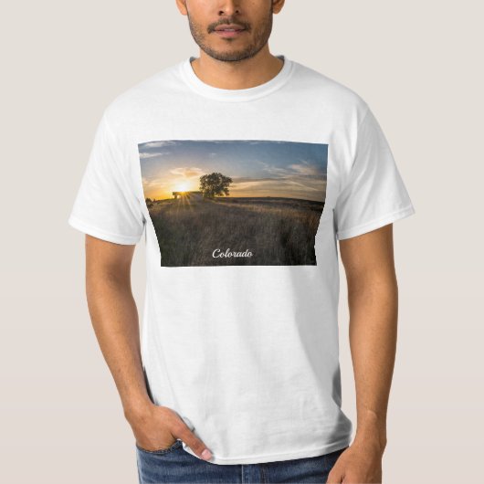 Verlaten Shed Colorado Sunset T-Shirt (Voorkant)