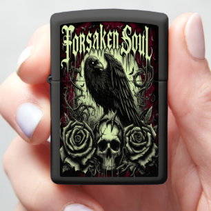 Verlaten Soul Raven tussen de Rozen van de Dood