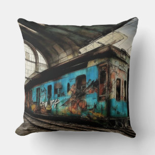 Verlaten trein met graffiti straatkunst kussen