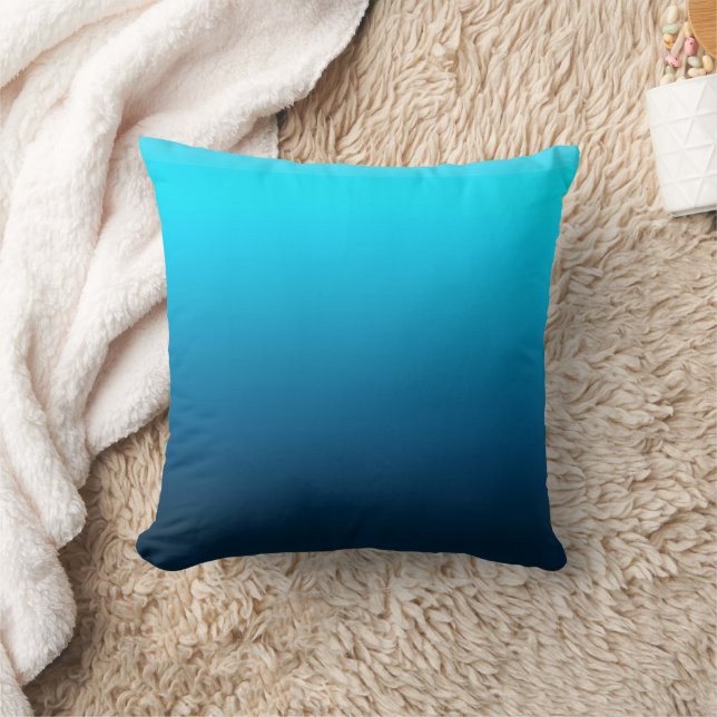Verloop blauwe ombre kussen (Deken)