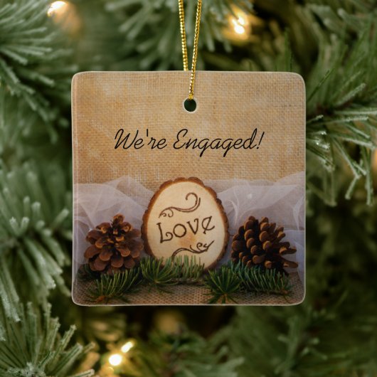 Verloving Rustic Pines Woodland Keramisch Ornament (Boom)