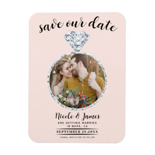 Verlovingsring met roze diamant en blos foto Save Magneet
