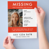 Vermiste persoon | Modern Red Photo Poster Flyer (Hand)
