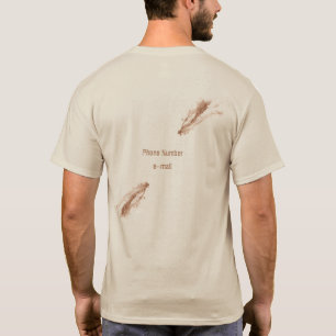 Vermoedelijke bruine penseelstreken dragen hand ge t-shirt