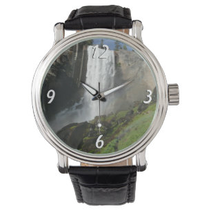 Vernal Falls I in Yosemite National Park Horloge