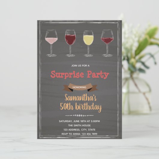 Verouderd tot in de perfectie krijtbord wijn uitno kaart (Staand voorkant)