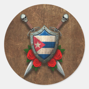 Verouderde Cubaanse vlag en zwaarden met Rozen Ronde Sticker