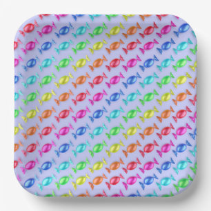 Verpakte snoepjes met verschillende kleuren papieren bordje